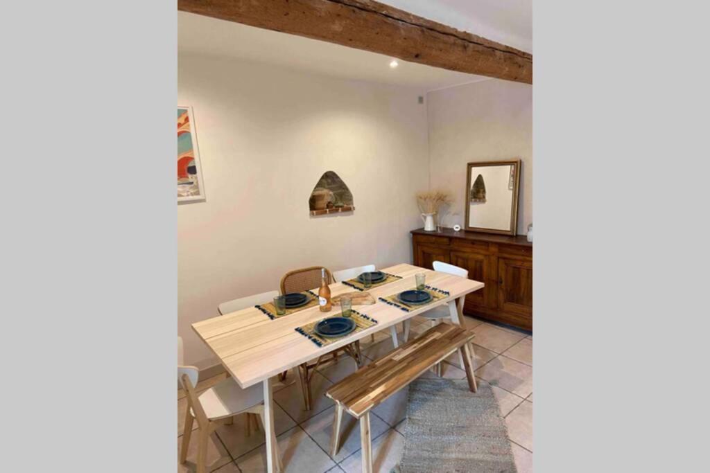 Superbe Appartement En Pierre Fraichement Renove Bernis Екстер'єр фото